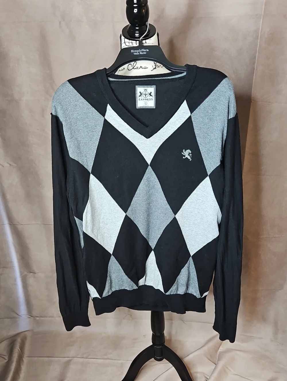 Express Men's V-Neck Argyle Sweater 100% Cotton Black/Grey Size Large